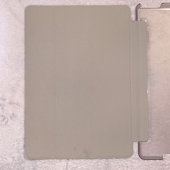 HOST PICK! baby owl iPad case - Picture 4 of 7